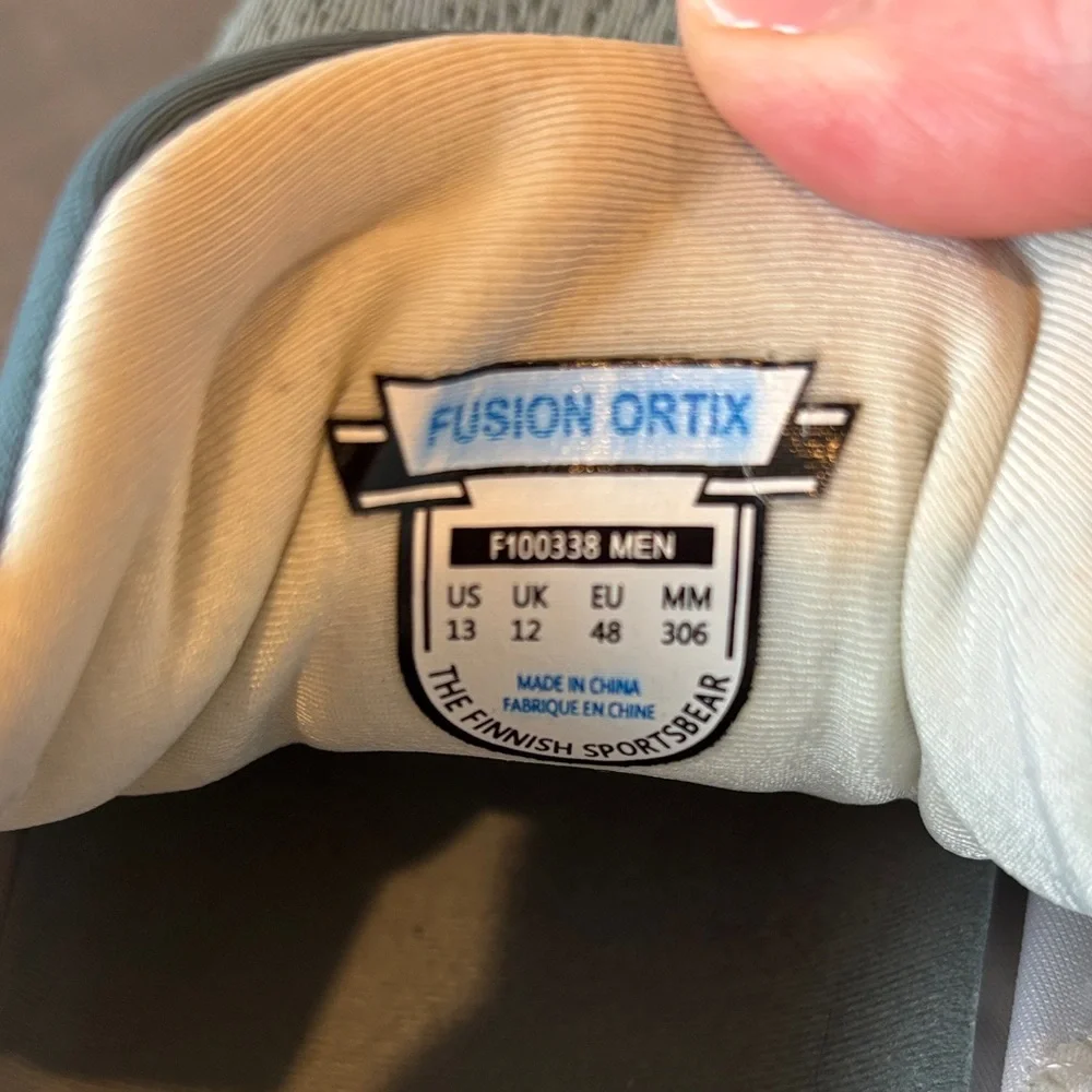 Karhu Men's Performance Fusion 3.5 Athletic Shoes in Gray and Blue - Picture 8 of 8